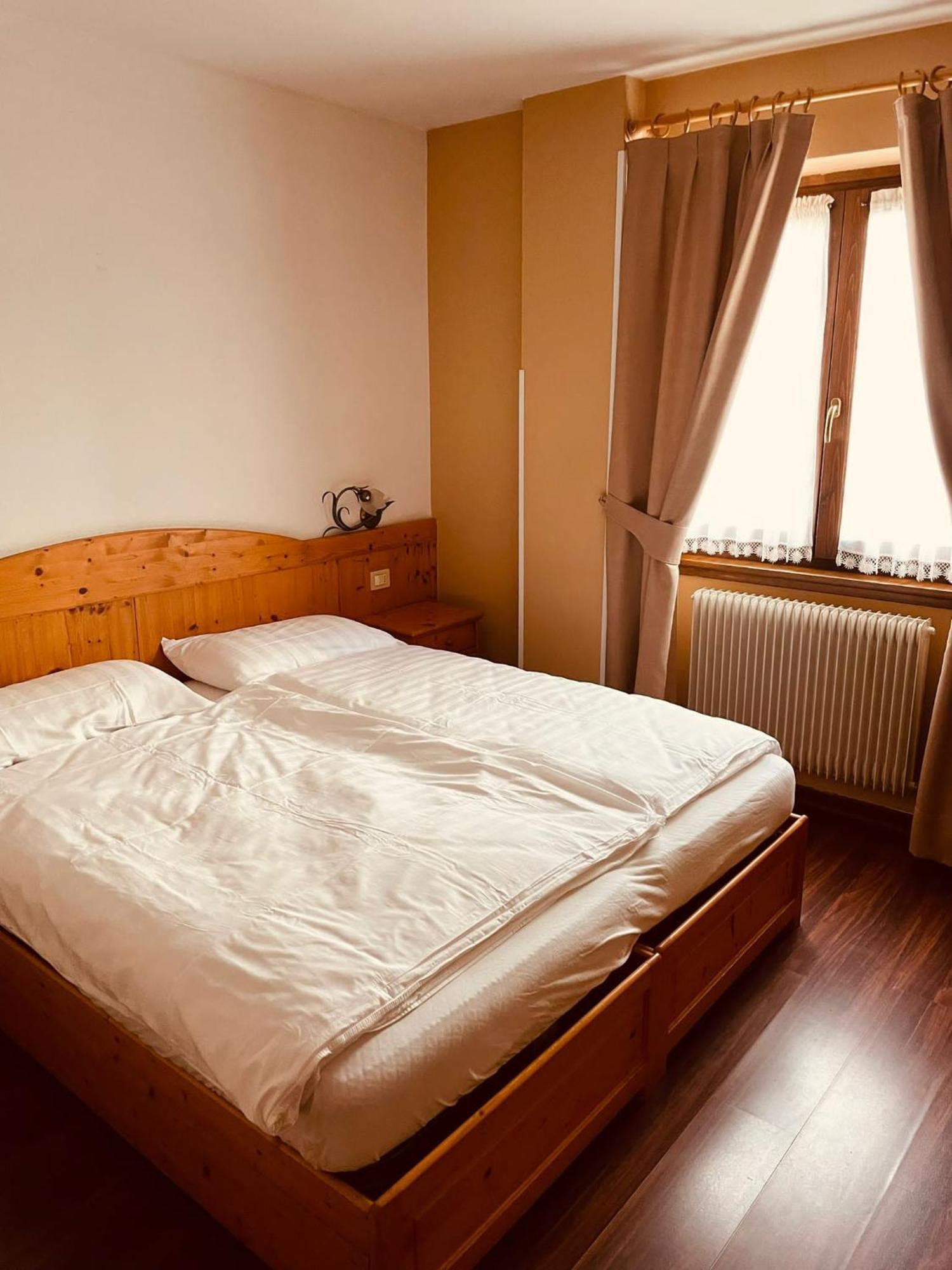 Garni Bonsai Bed & Breakfast Pinzolo Exterior foto