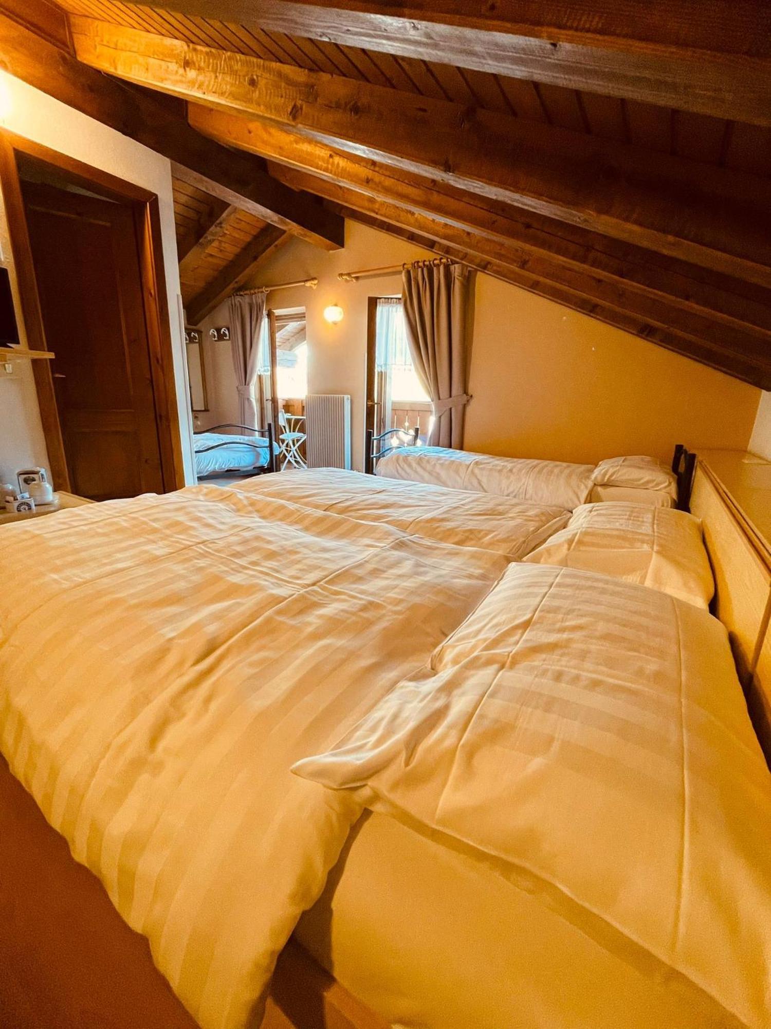 Garni Bonsai Bed & Breakfast Pinzolo Exterior foto